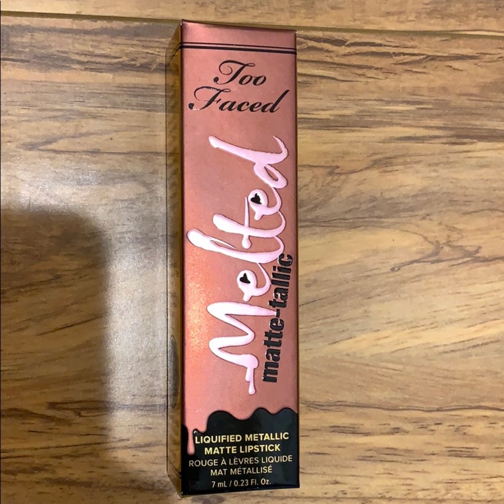 Too Faced Melted Matte-tallic